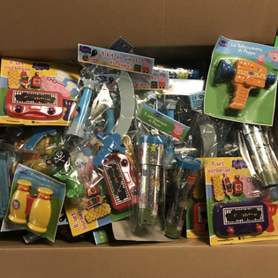 LOTE JUGUETES PEPPA PIG (100 uds) - Relleno de Cofre del Tesoro | Mayorista